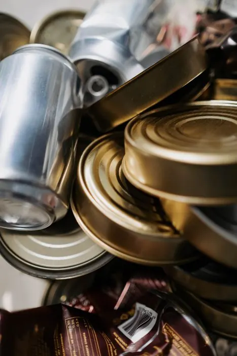 Mixed aluminium and tin cans ready for recycling